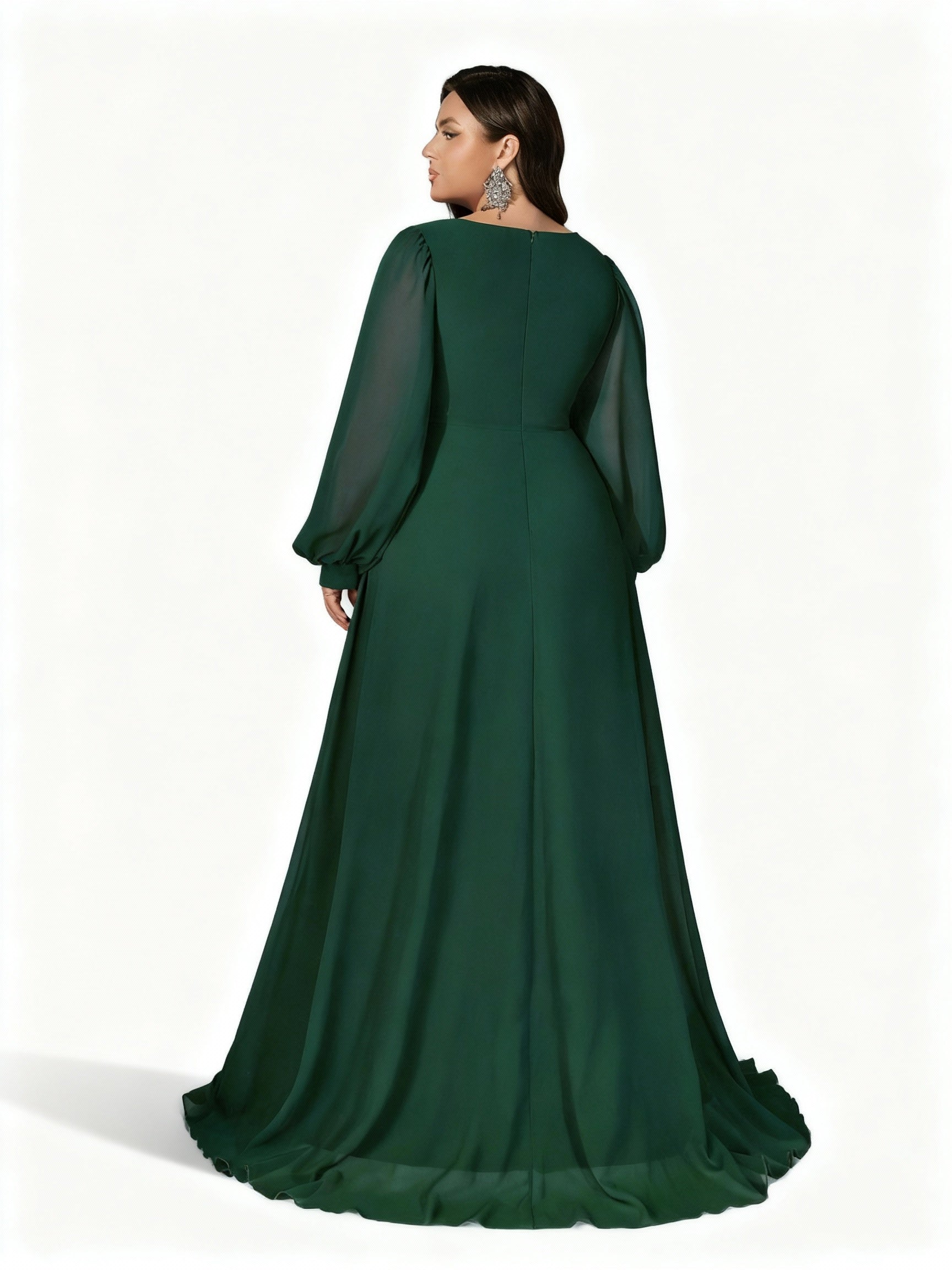 Sovae | Dunkelgrünes Abendkleid in Übergröße mit Perlenverzierung an der Taille