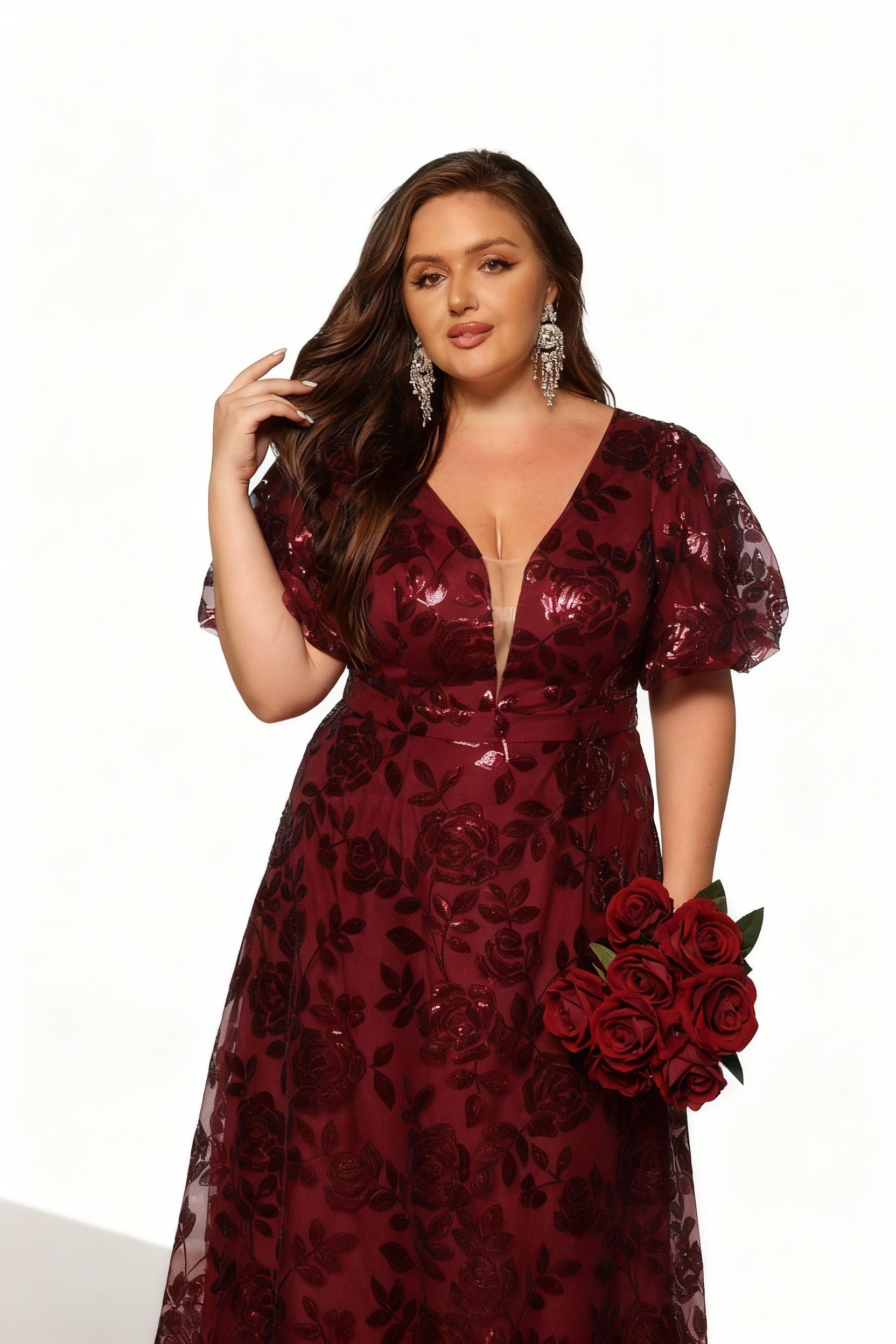 Sovae | Elegantes Burgunderfarbenes Abendkleid mit Perlen und Puffärmeln in Übergröße