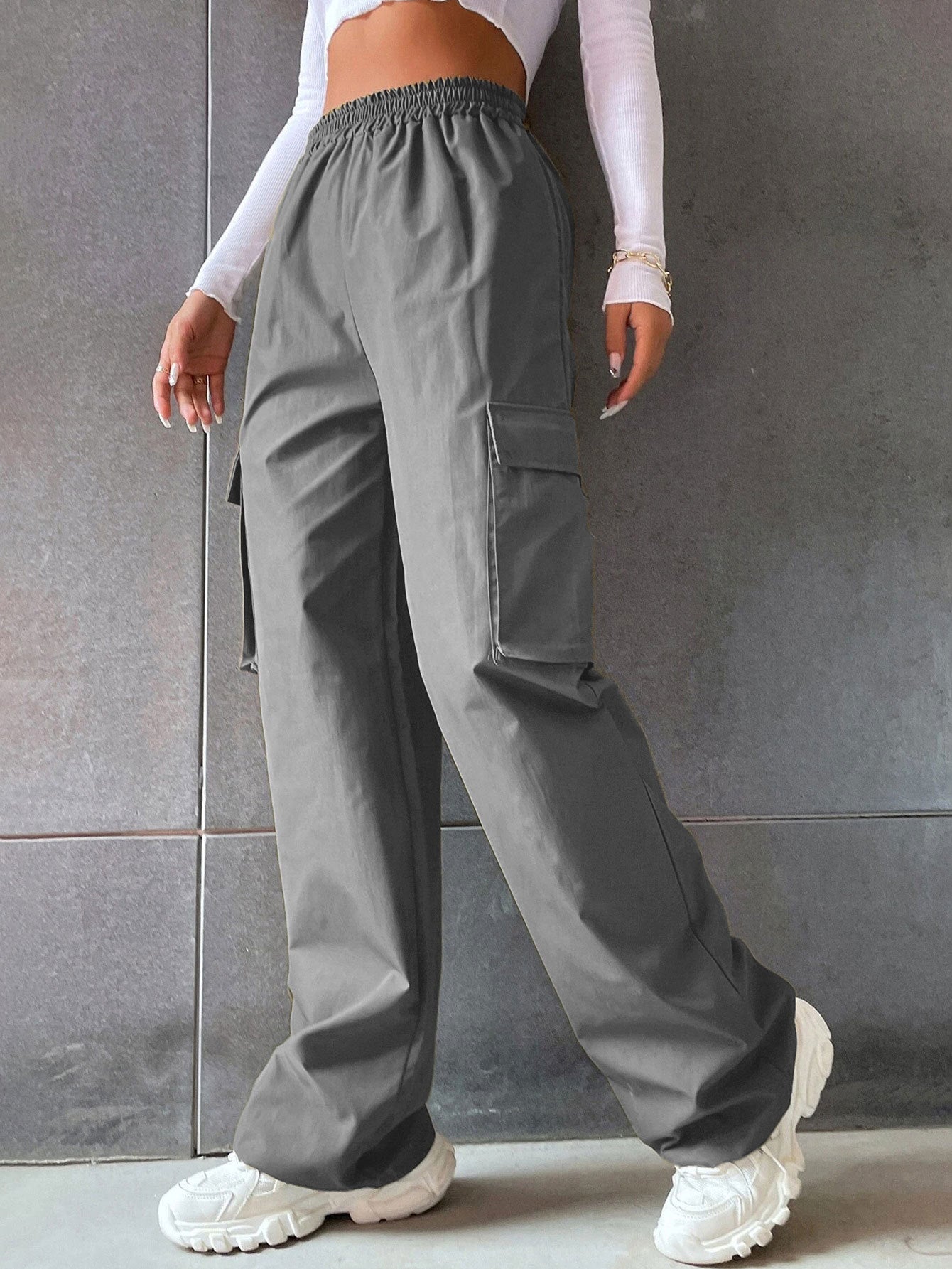 Damen Cargo-Hose mit seitlichen Taschen und elastischem Bund Sovae