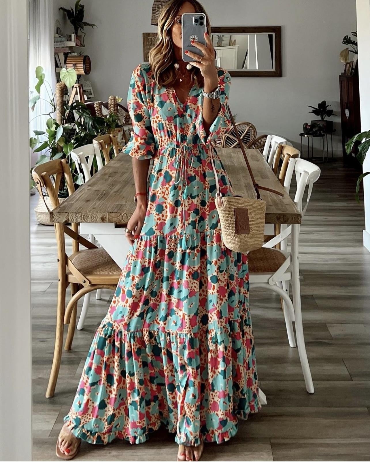 Damen Maxikleid mit gebundenem V-Ausschnitt und voluminösen Ärmeln Sovae
