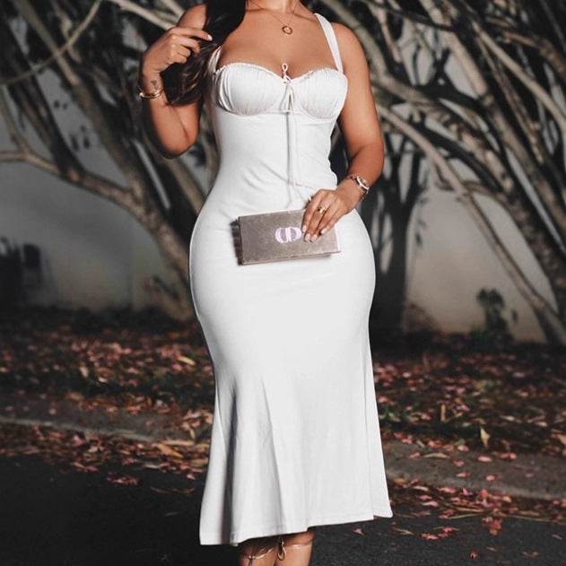 Damen Elegantes Maxikleid mit raffinierten Trägerdetails und figurbetonter Silhouette Sovae