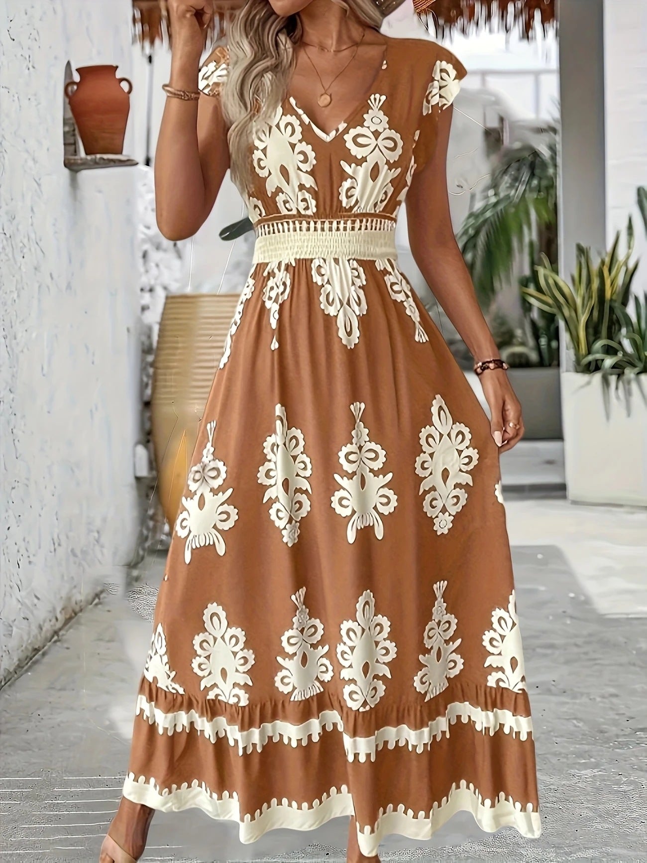 Damen Maxikleid mit elegantem floralen Muster Sovae