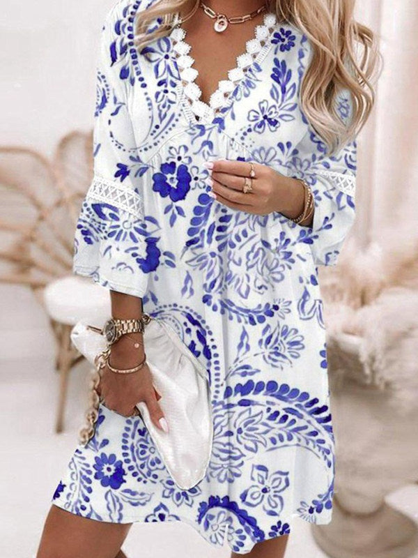 Damen Sommerliches Strandkleid mit floralen Details und Spitzenakzenten Sovae