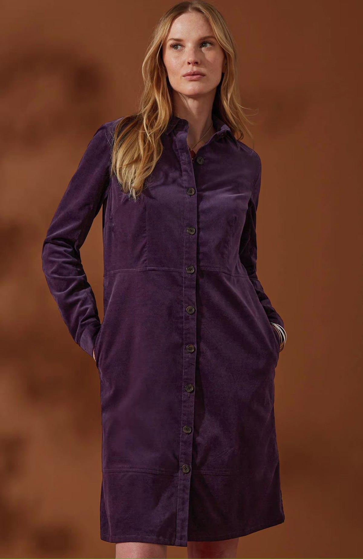 Damen Velourshemdkleid mit praktischen Taschen Sovae