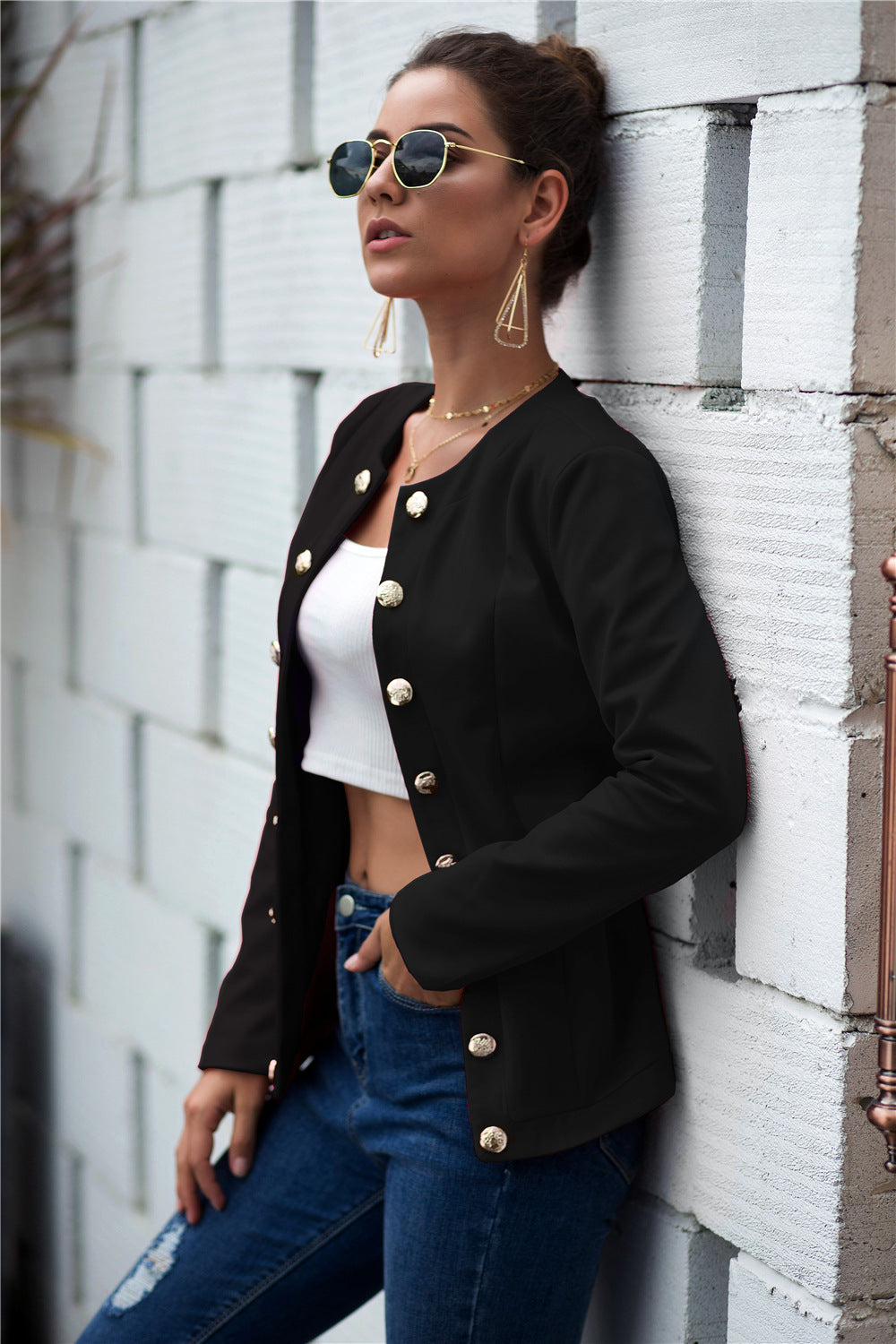 Damen modischer Blazer mit strukturiertem Stoff und besonderen Knopfdetails Sovae