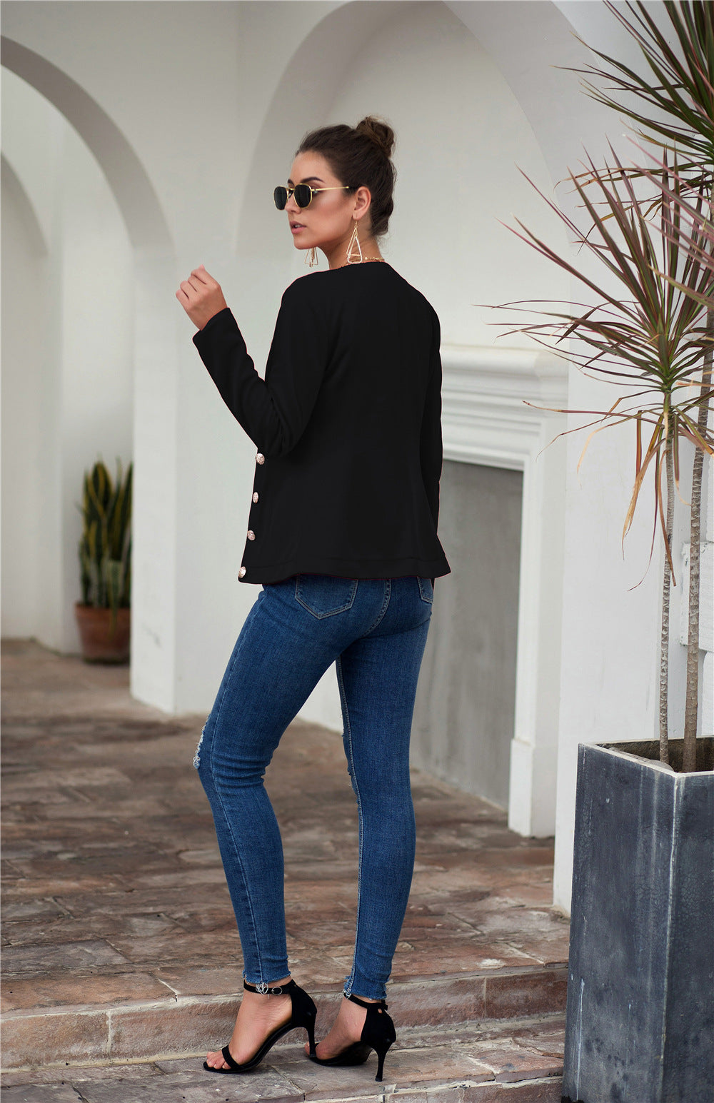 Damen modischer Blazer mit strukturiertem Stoff und besonderen Knopfdetails Sovae