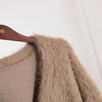 Damen kuschelige Strickjacke mit weichem Mohair-Mix und eleganter Knopfleiste