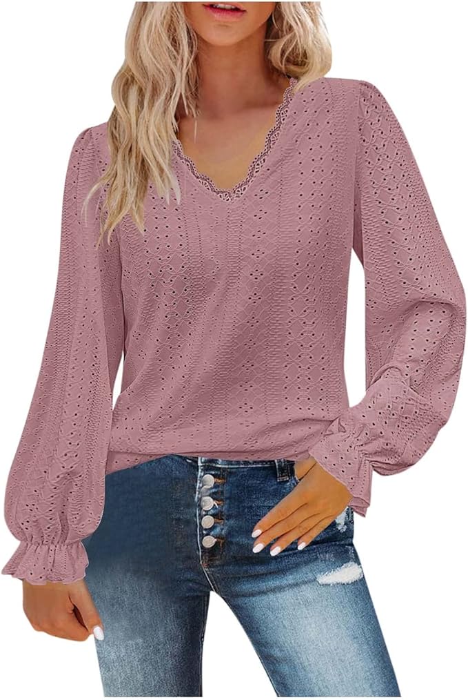 Damen Bluse mit romantischem Schnitt und detailreicher Stickerei Sovae