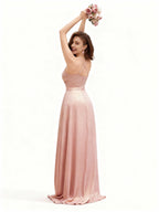 Sovae | Elegantes Brautjungfernkleid mit Spaghettiträgern, offenem Rücken und Beinschlitz