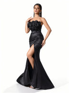 Sovae | Elegantes schwarzes Satin-Abendkleid mit 3D-Blumen und Schlitz