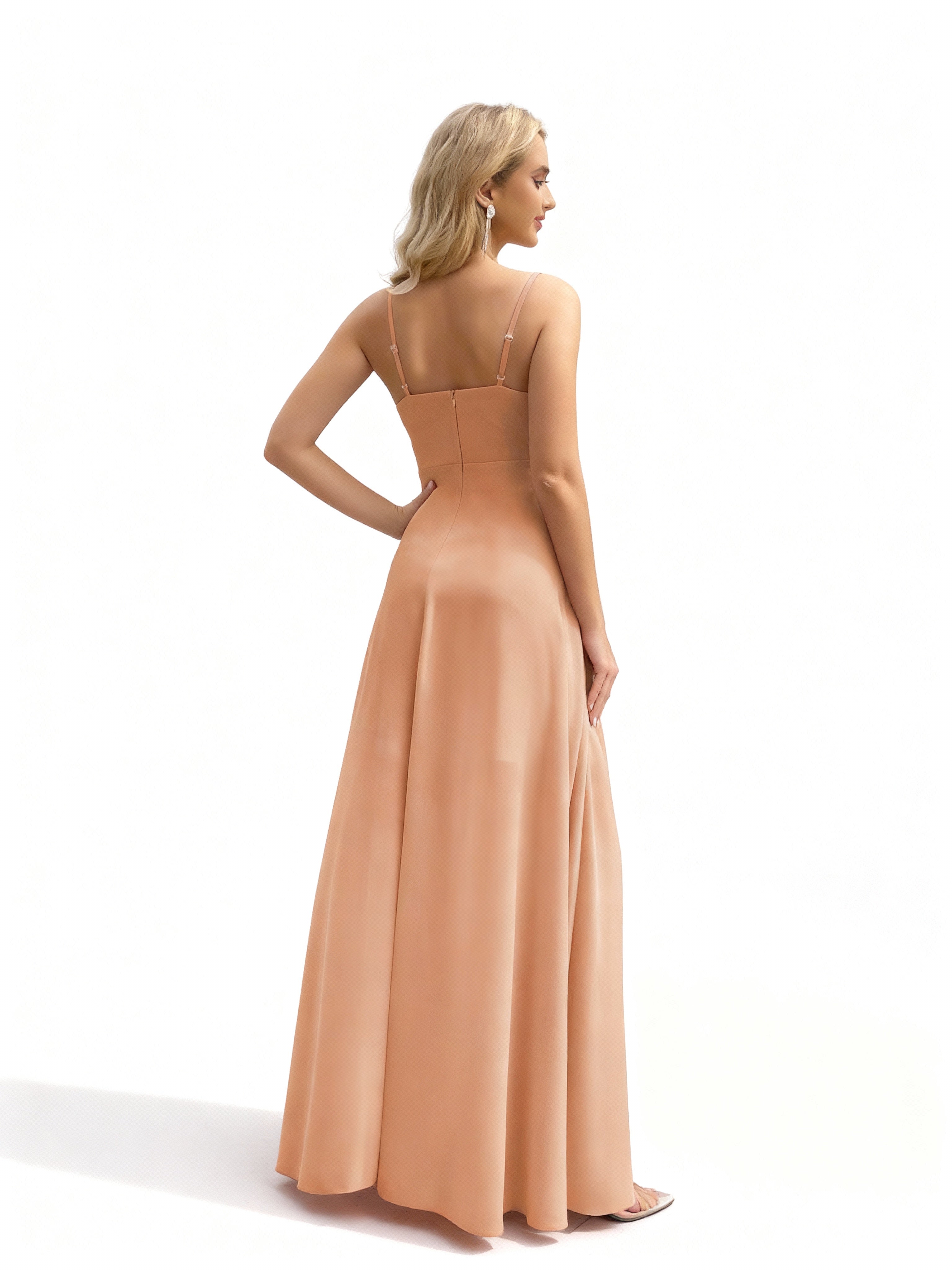 Sovae | Brautjungfernkleid mit Wasserfallausschnitt