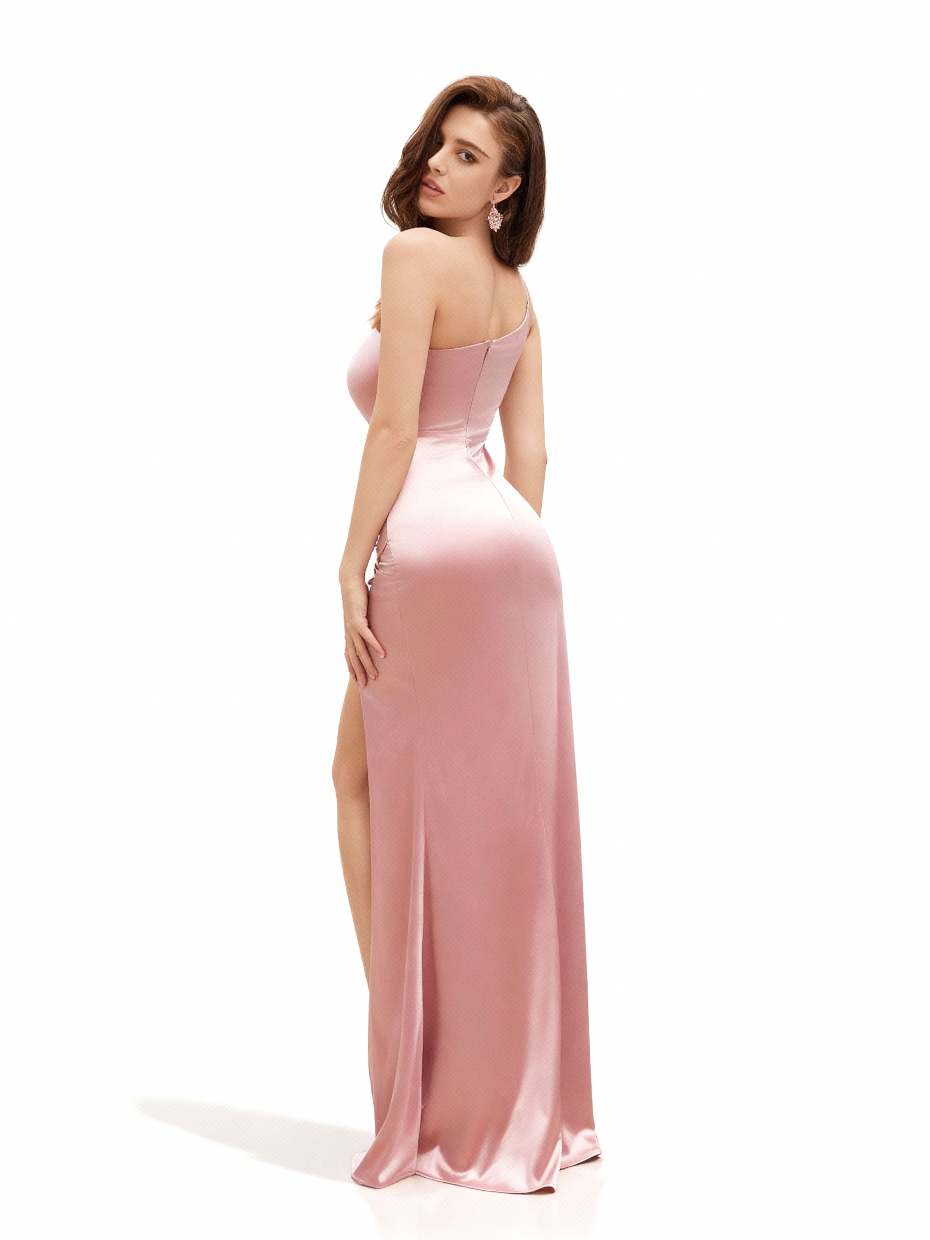 Sovae | Märchenhaftes Brautjungfernkleid mit Neckholder und hohem Schlitz