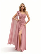 Sovae | Romantisches rosa Brautjungfernkleid mit Schleife, einer Schulter und hohem Schlitz