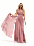 Sovae | Romantisches rosa Brautjungfernkleid mit Schleife, einer Schulter und hohem Schlitz