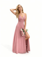 Sovae | Stilvolles Chiffon-Brautjungfernkleid in Rosa mit Neckholder und Schlitz