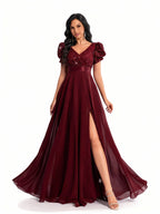 Sovae | Paillettenkleid mit V-Ausschnitt und Schlitzärmeln