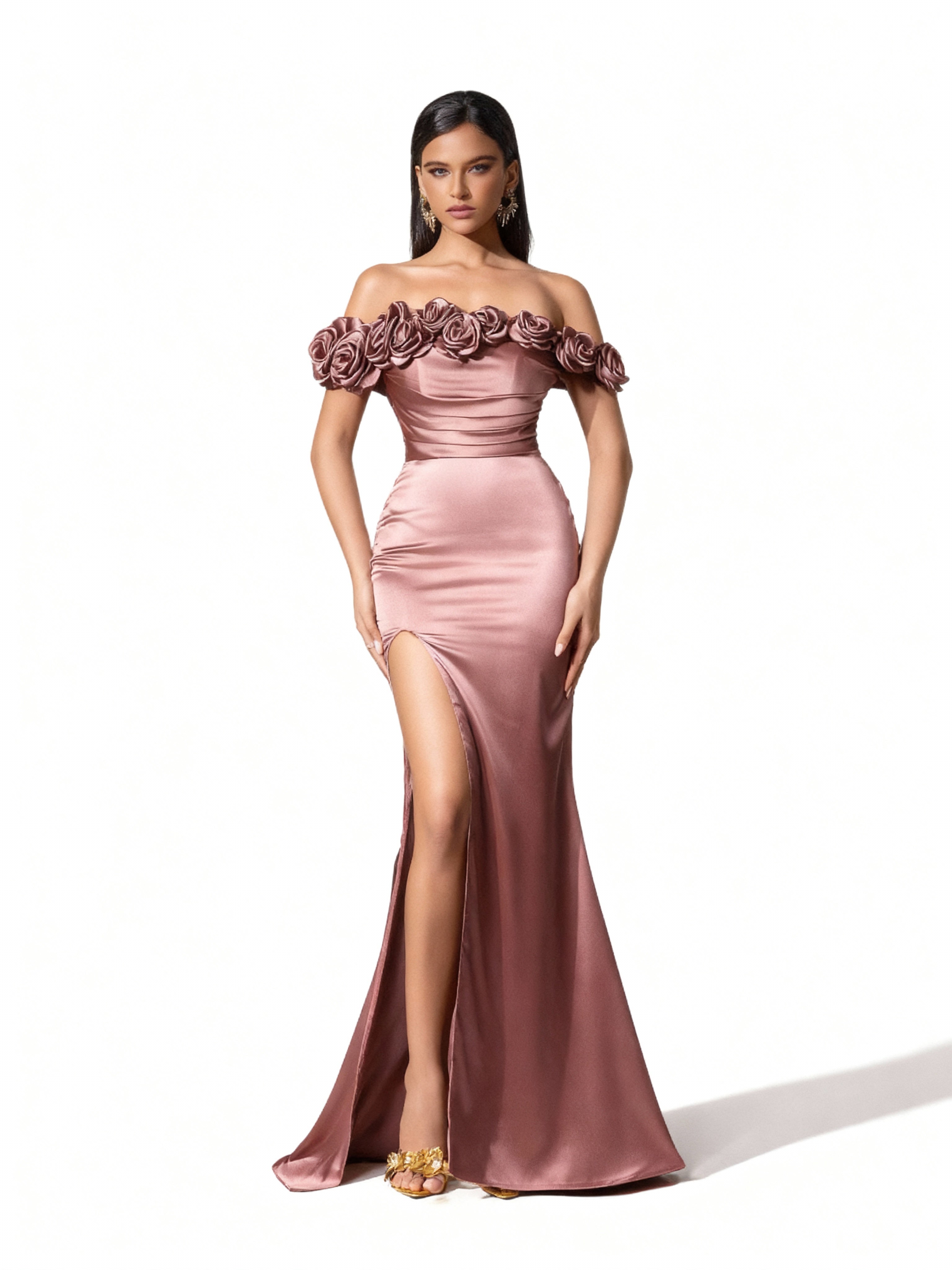 Sovae | Edles Abendkleid mit Falten und Blumenverzierung in elegantem Stil