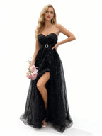 Sovae | Prinzessinnenkleid in Schwarz mit Pailletten, trägerlos und hohem Schlitz