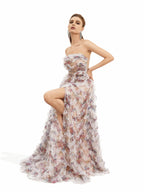 Sovae | Sommerliches Abendkleid mit Blumenmuster, offenem Rücken und hohem Beinschlitz