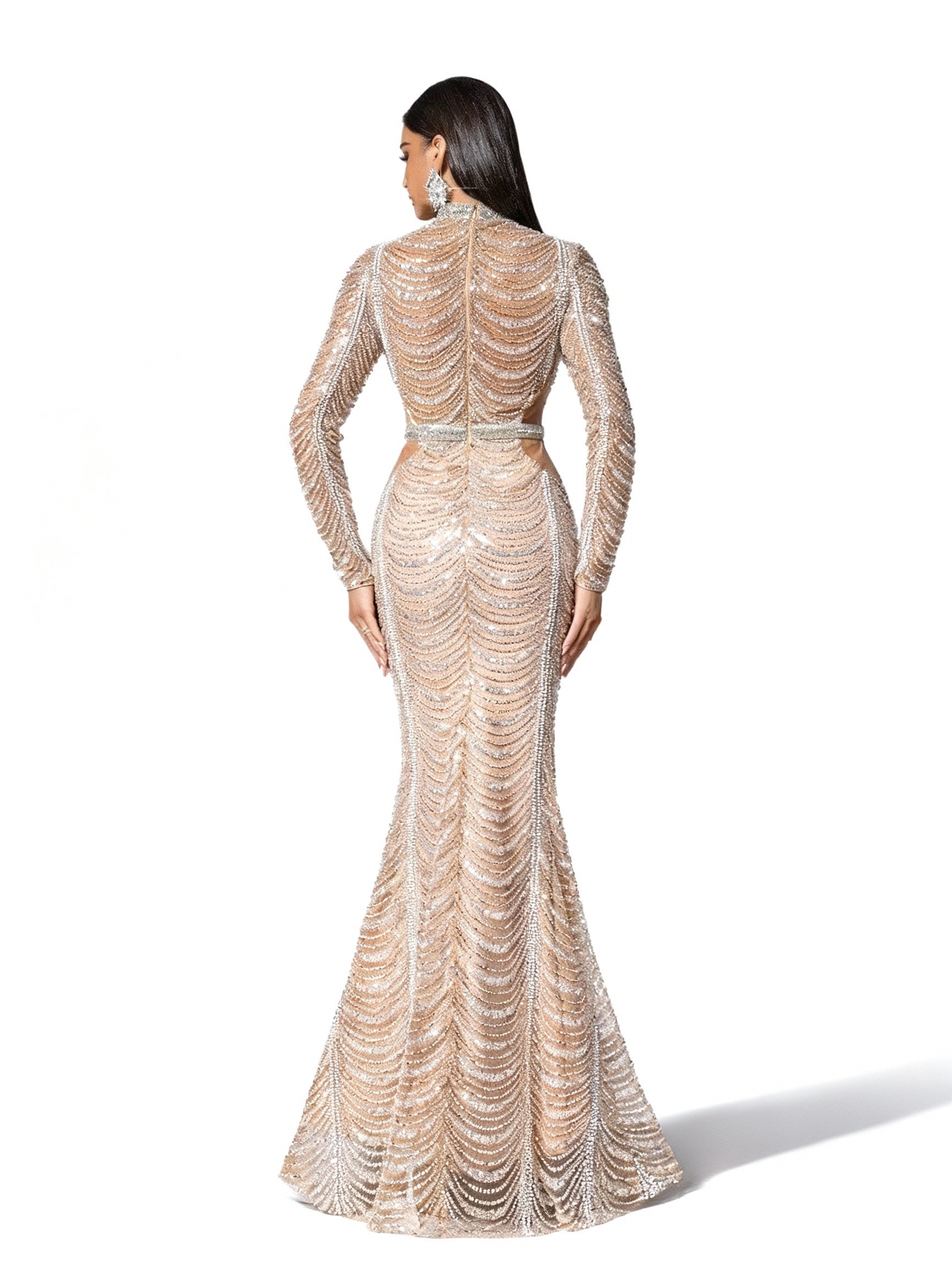 Sovae | Champagnerfarbenes Abendkleid mit Perlen und Pailletten, Langarm