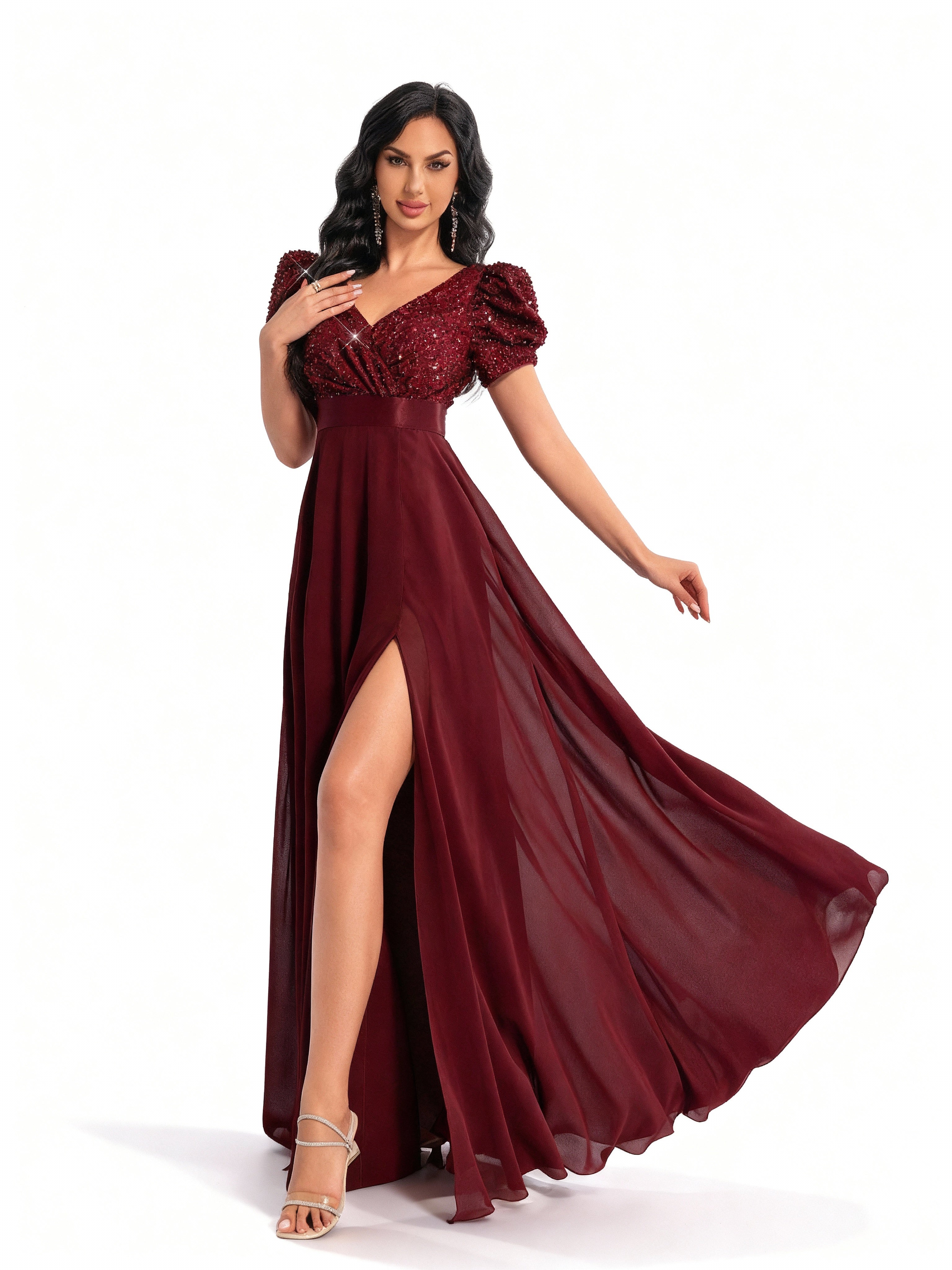 Sovae | Paillettenkleid mit V-Ausschnitt und Schlitzärmeln