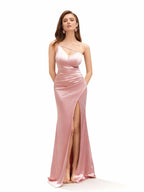 Sovae | Märchenhaftes Brautjungfernkleid mit Neckholder und hohem Schlitz