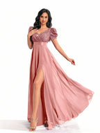 Sovae | Paillettenkleid mit V-Ausschnitt und Schlitzärmeln