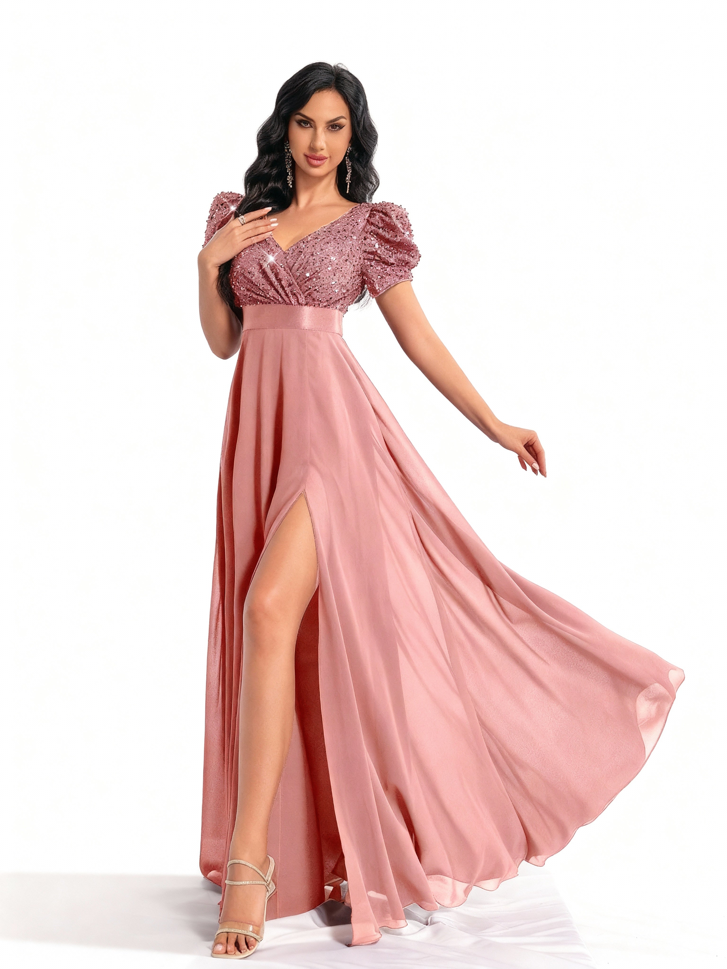 Sovae | Paillettenkleid mit V-Ausschnitt und Schlitzärmeln