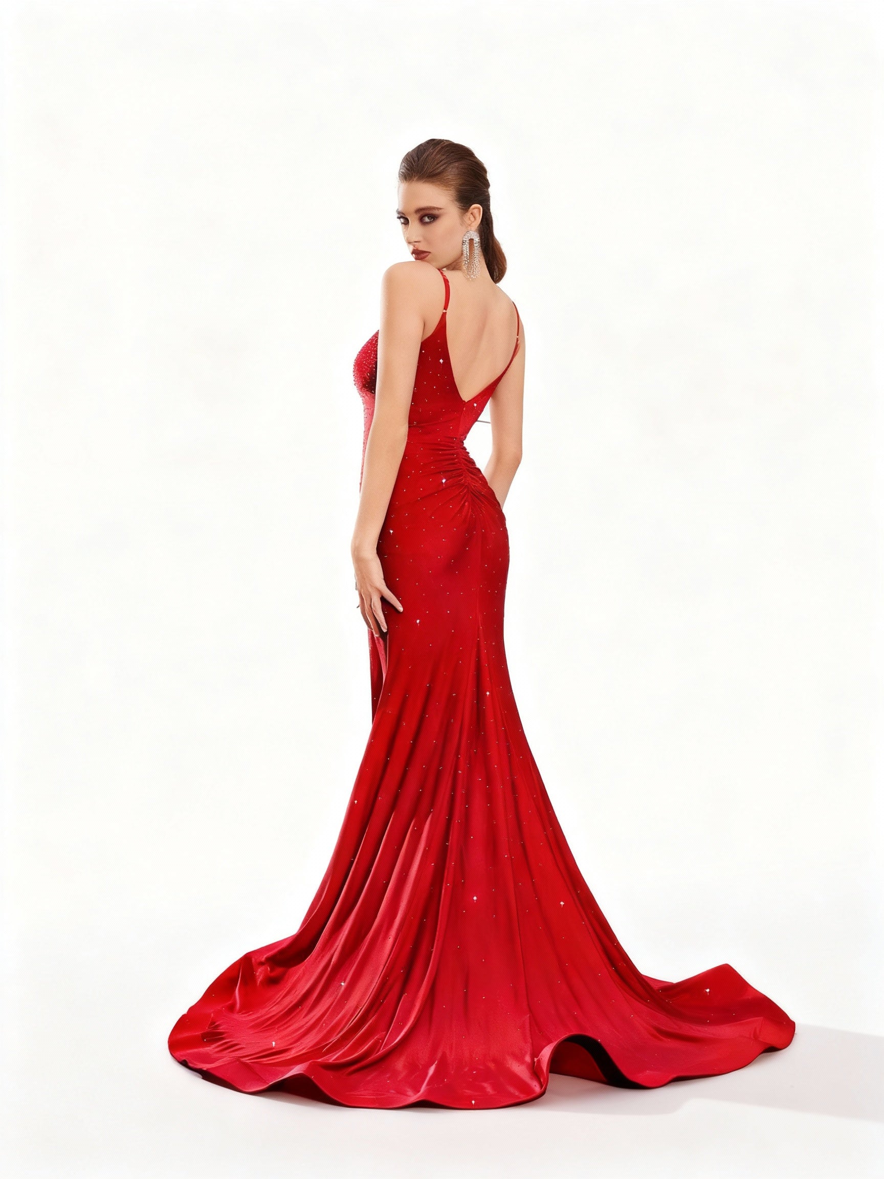 Sovae | Glamouröses Strasskleid mit Spaghettiträgern und Schlitz