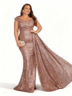 Sovae | Champagnerfarbenes Kleid in Übergröße mit Überkreuztem V-Ausschnitt