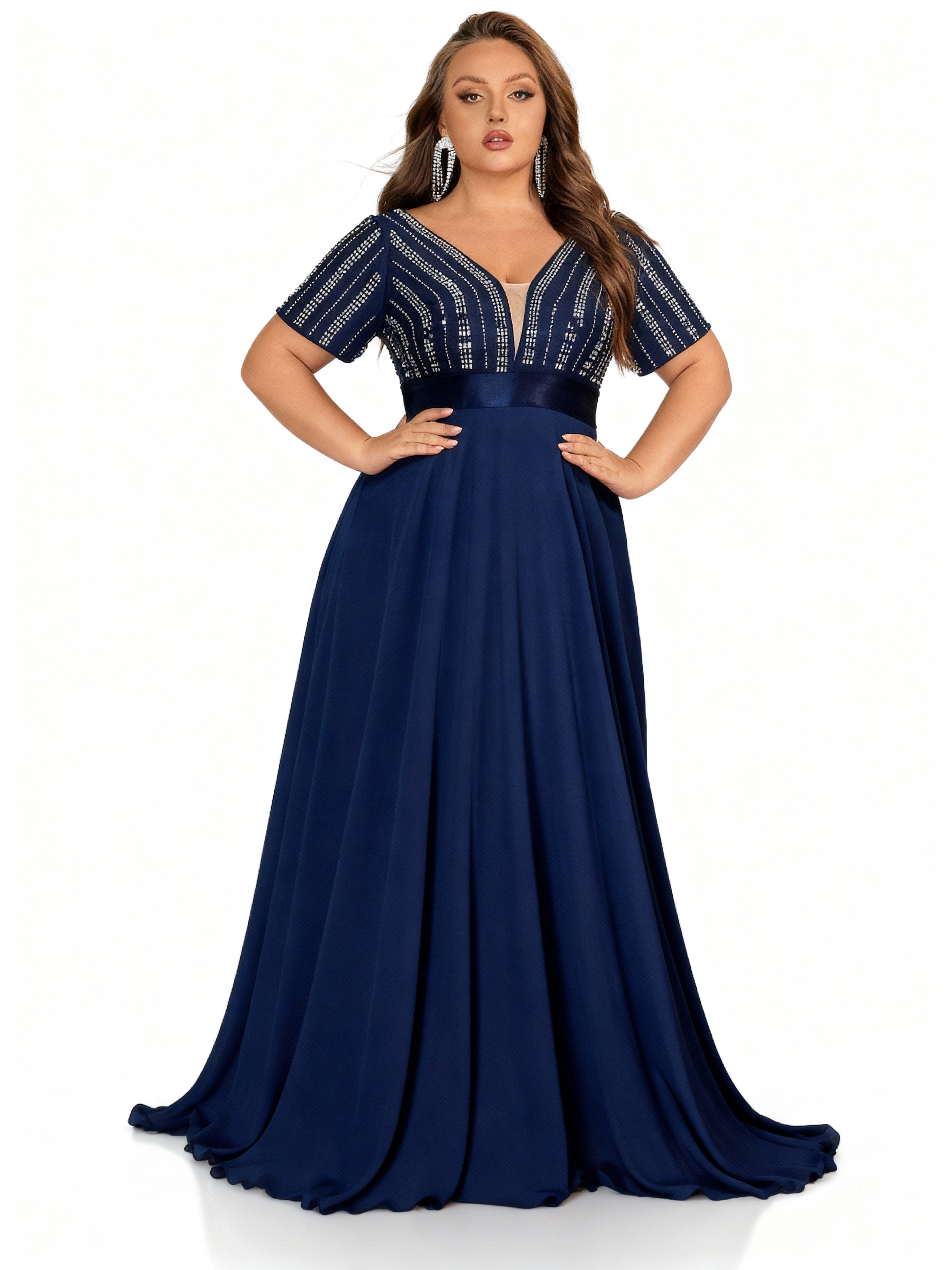 Sovae | Langkleid in Großen Größen mit Strass und Perlen