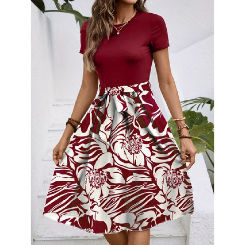 Damen Midi-Kleid mit floralem Design und tailliertem Schnitt Sovae