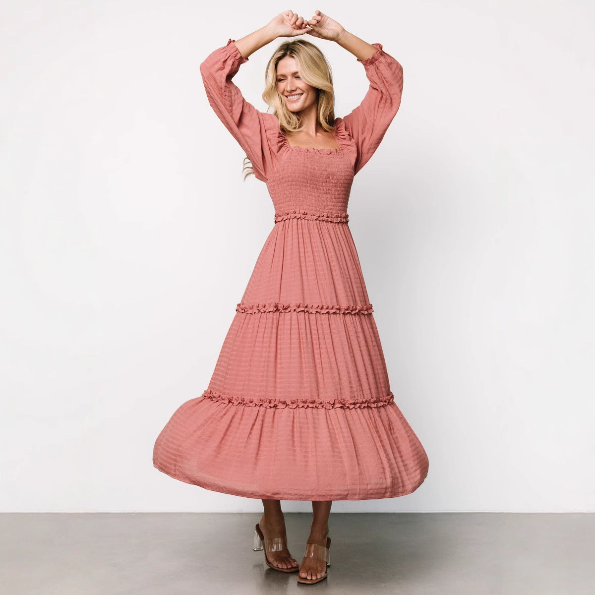 Damen Maxikleid mit gerafftem Oberteil und Rüschendetails Sovae