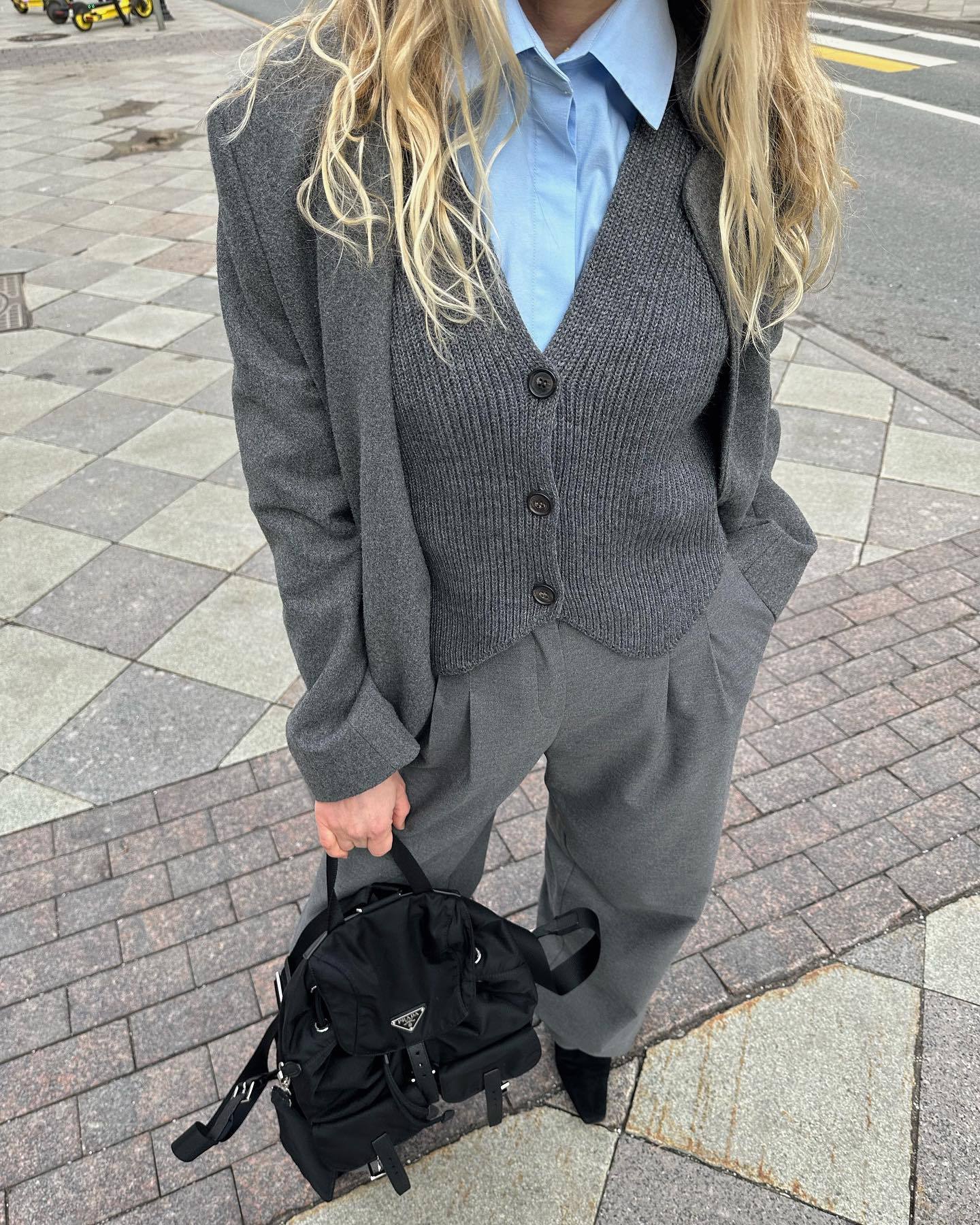 Damen elegante Business-Jacke mit strukturiertem Design und praktischen Taschen Sovae