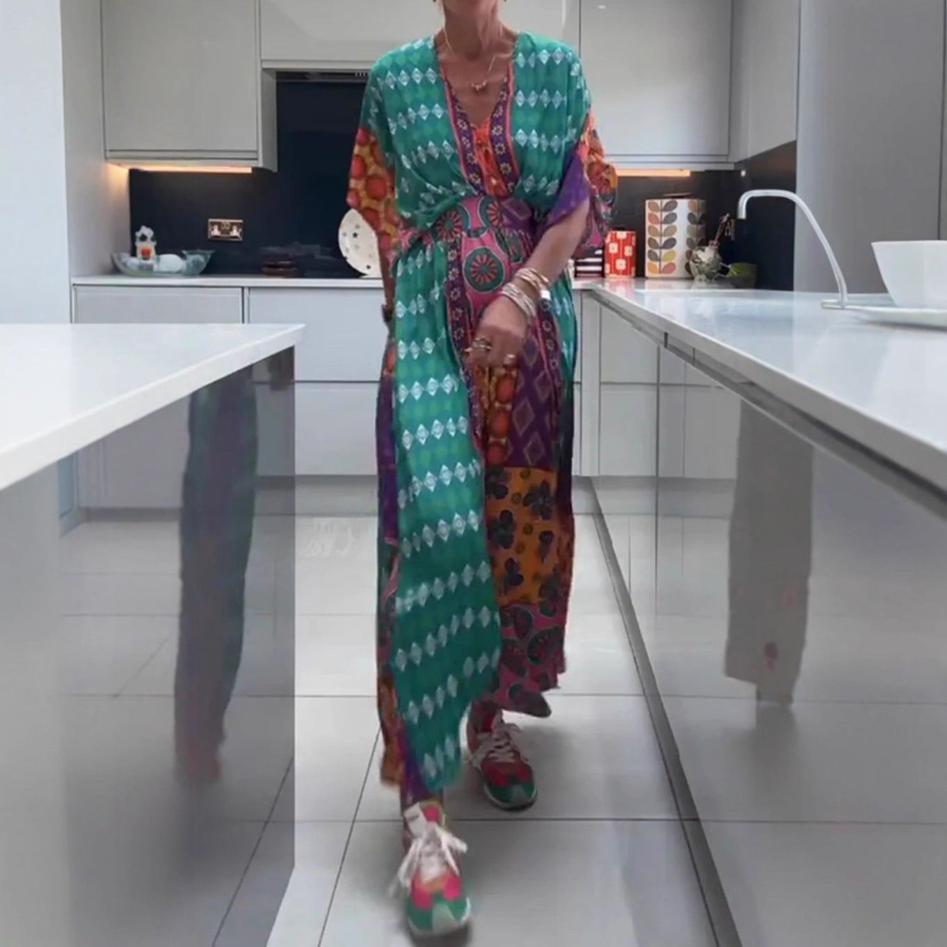 Damen Viskose Maxikleid mit buntem Patchwork-Design und weiten Ärmeln Sovae