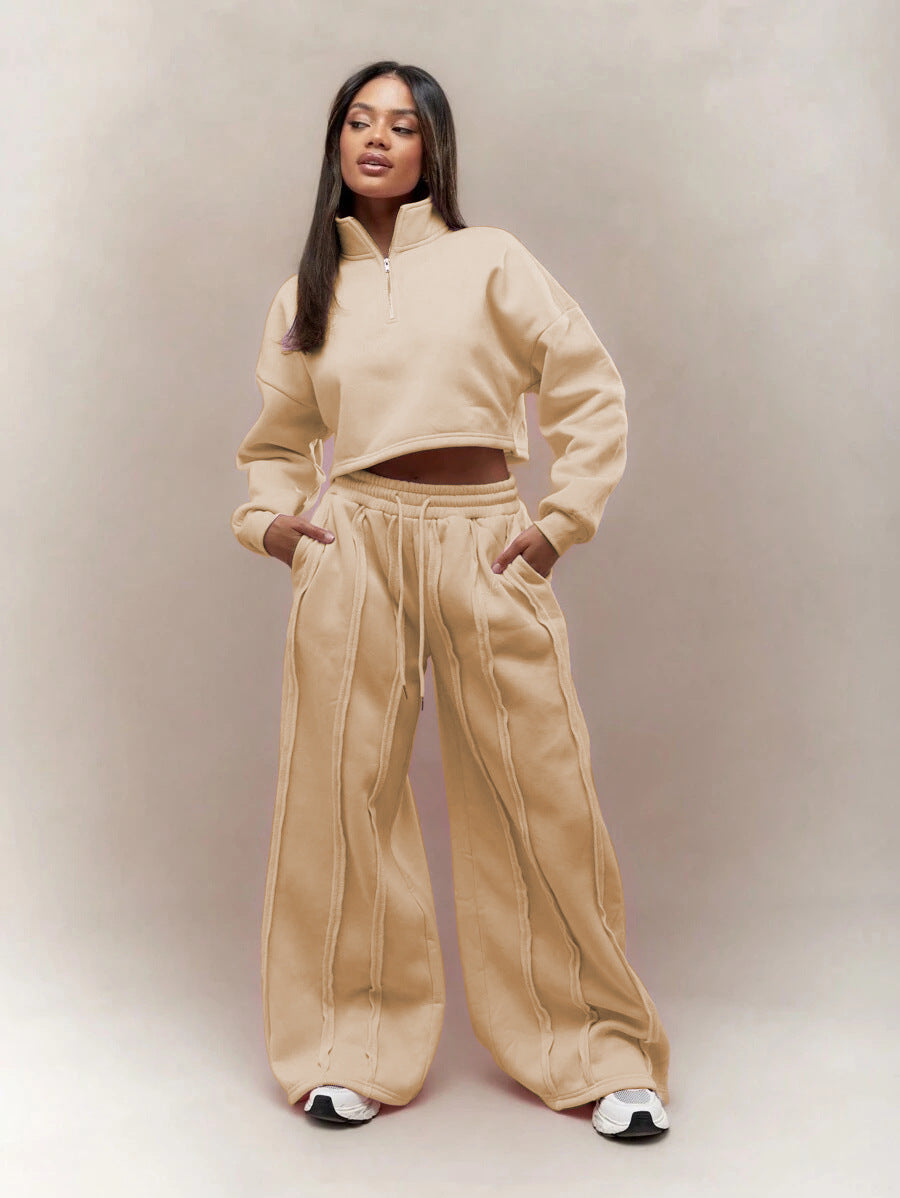 Damen cropped Sweatshirt mit Reißverschluss und bequeme Jogginghose Sovae