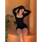 Damen Bodysuit mit langem Arm und tiefem Ausschnitt Sovae