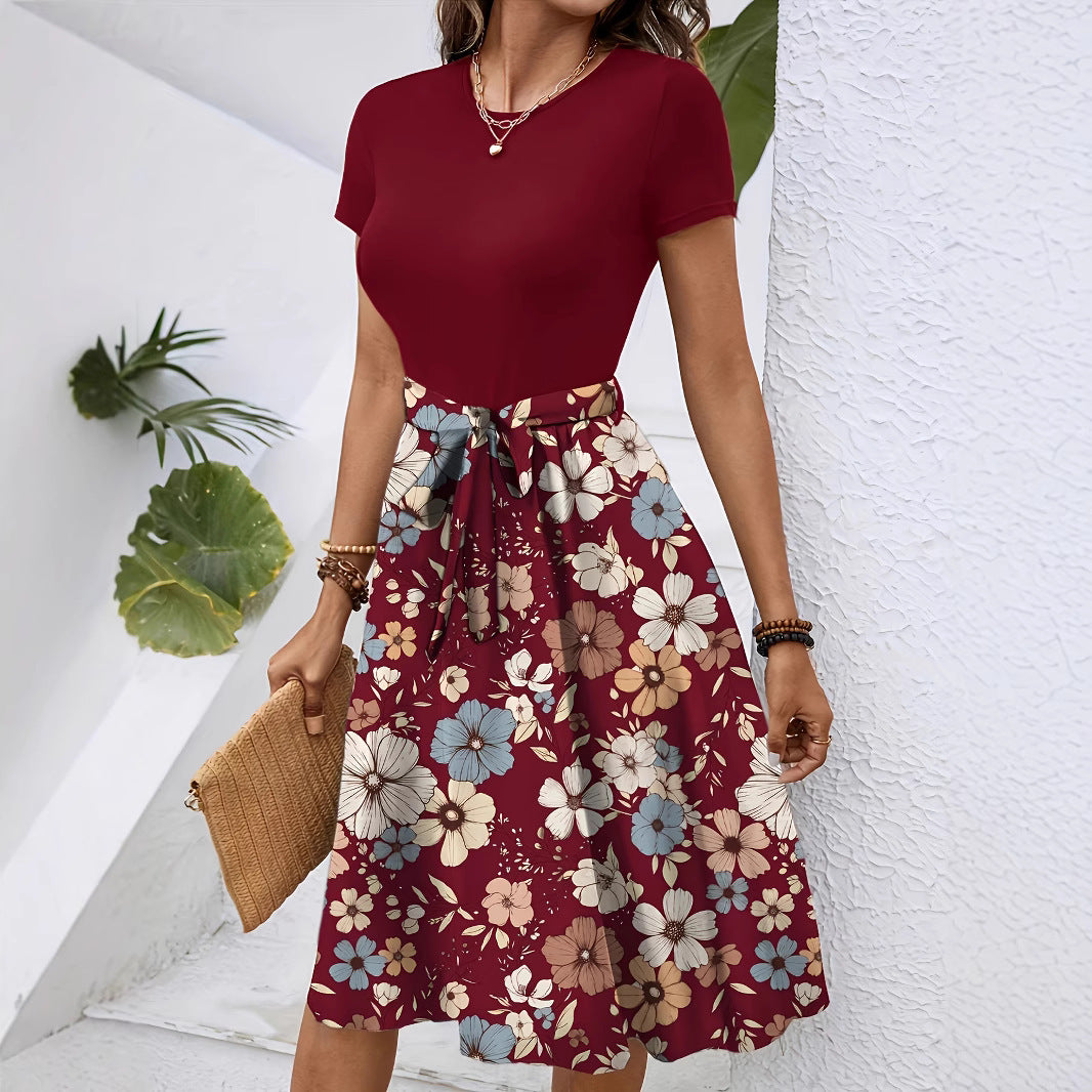 Damen Midikleid mit floralem Design und tailliertem Schnitt Sovae