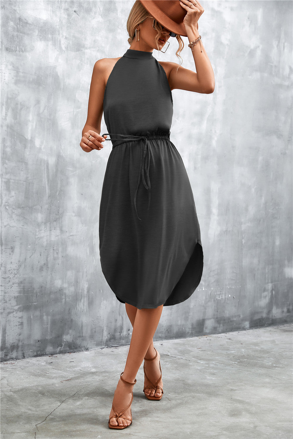 Damen lässiges Midikleid mit hohem Kragen und regulierbarem Gürtel Sovae