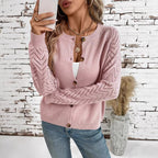 Damen feingestrickte Cardigan mit dekorativem Wellenmuster und Knopfleiste Sovae