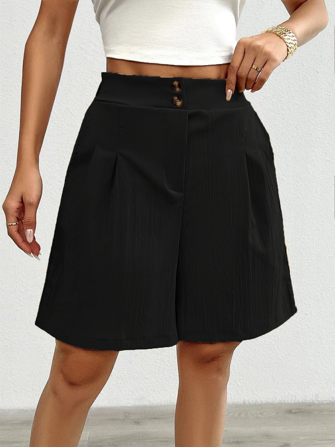 Damen Elegante Shorts mit Knopfverschluss und faltigem Design Sovae