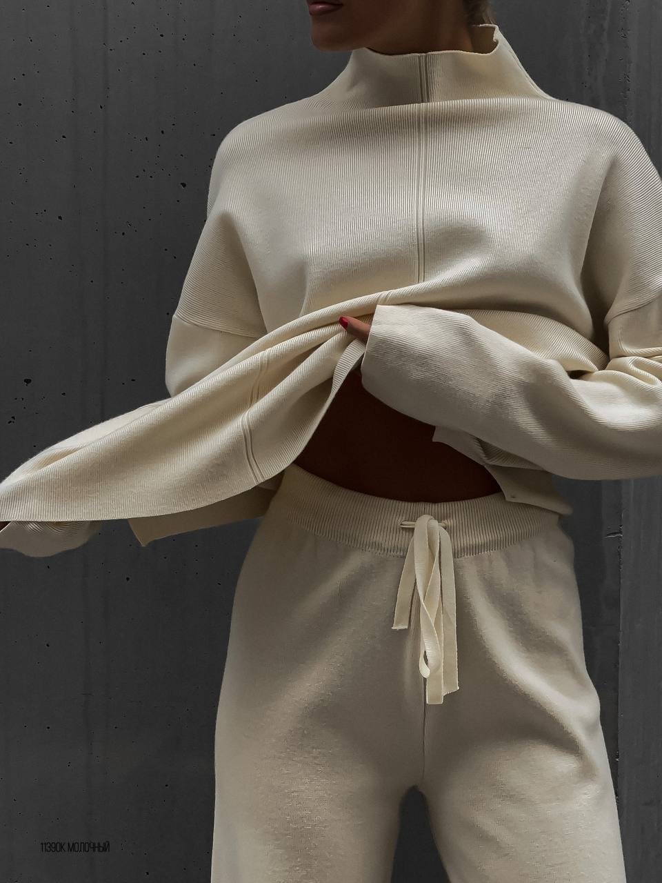 Damen lässiges Strickensemble mit hohem Kragen Sovae