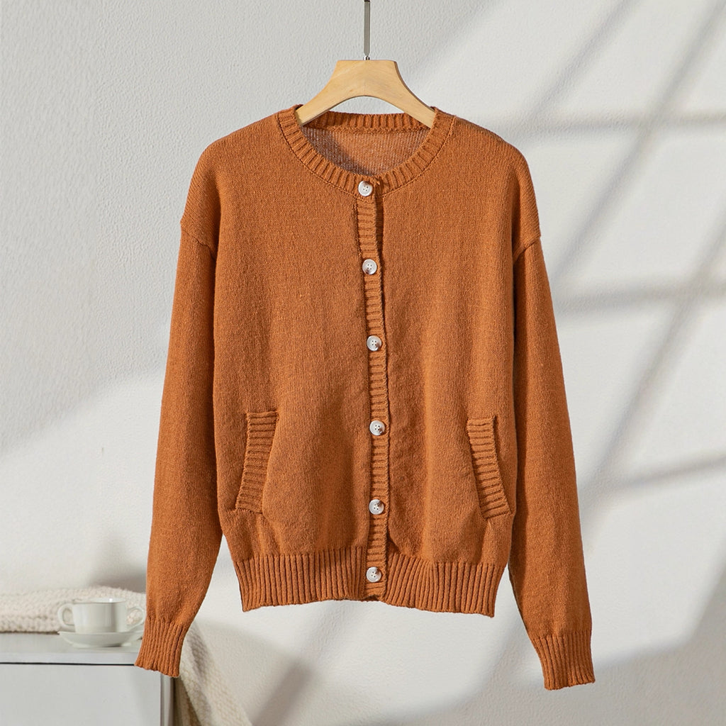 Damen elegante Strickjacke mit Knopfdetails und praktischen Taschen Sovae