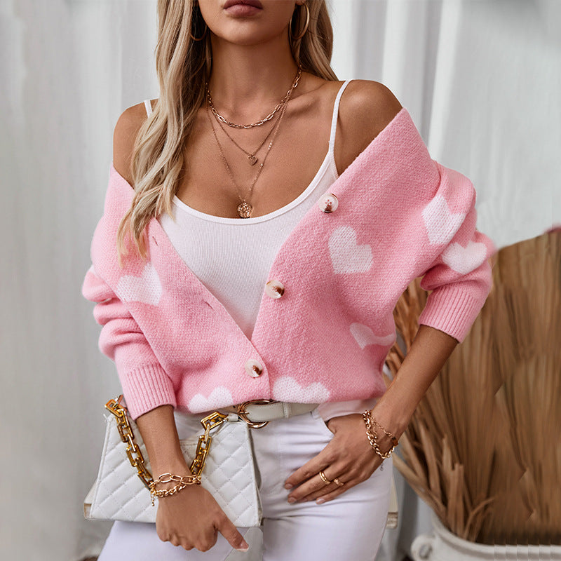 Damen modische Strickjacke mit Herzmotiven und Knöpfen Sovae