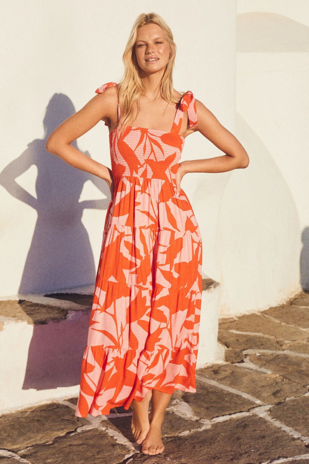 Damen luftiges Maxikleid mit Spaghettiträgern und Rüschendetails Sovae