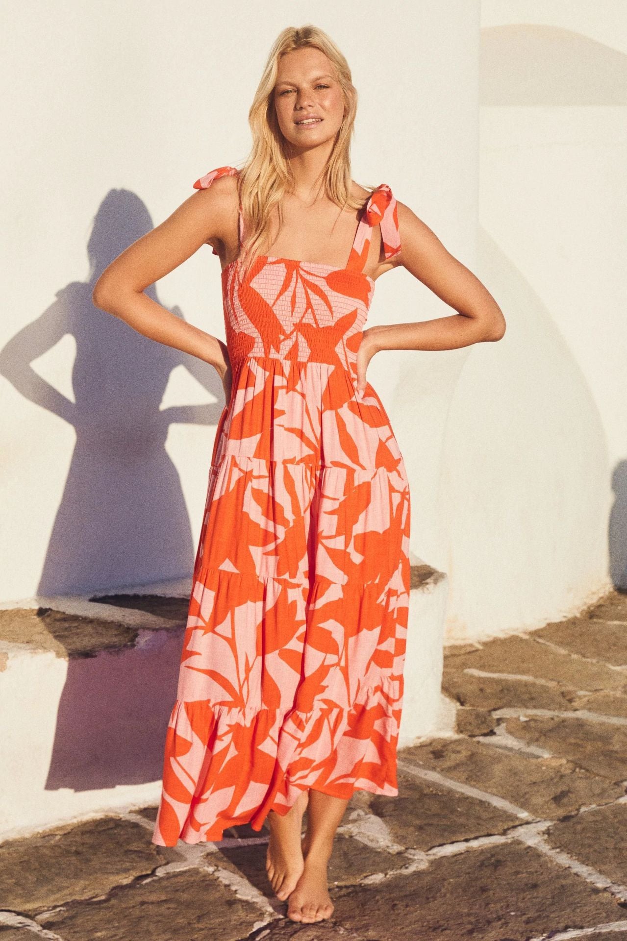 Damen luftiges Maxikleid mit Spaghettiträgern und Rüschendetails Sovae