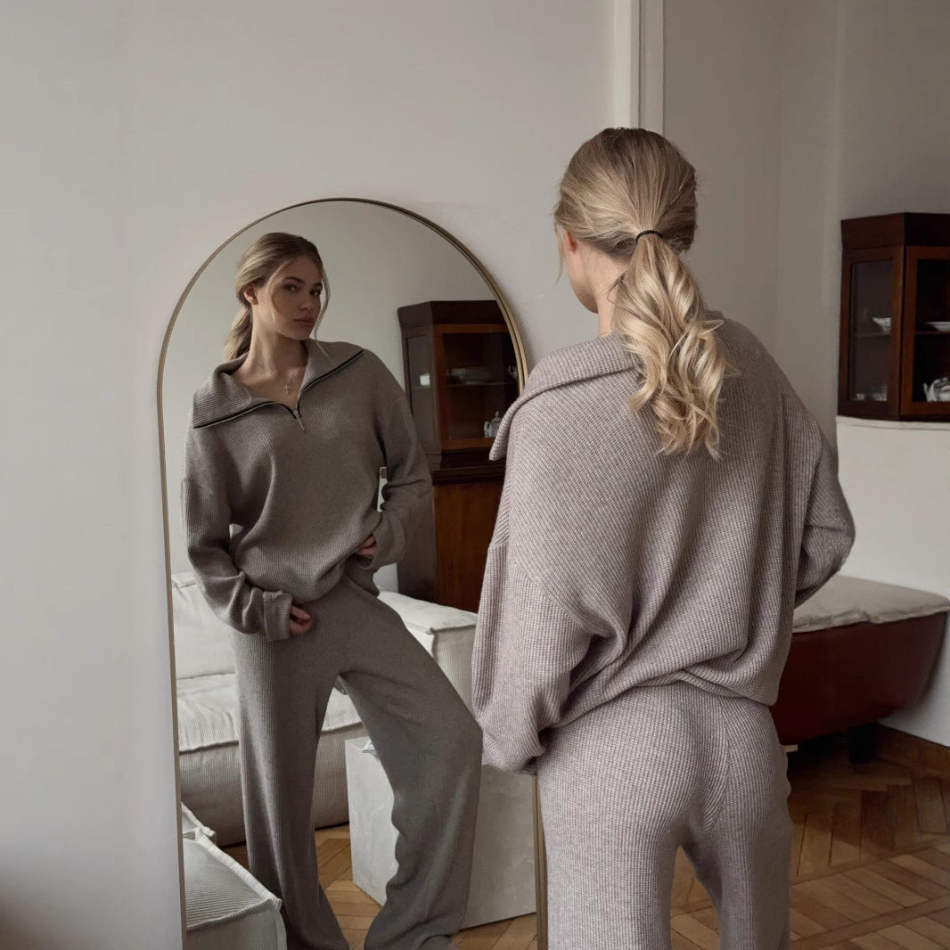 Damen Oversized Strickanzug mit hohem Kragen und Reißverschluss Sovae