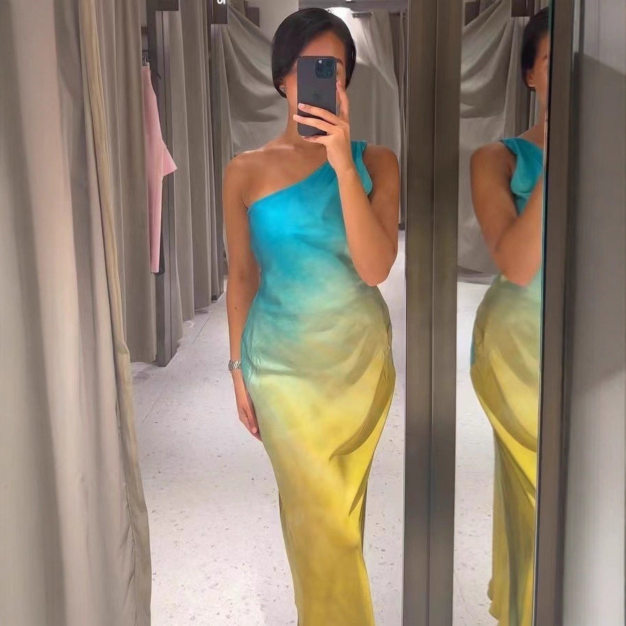 Damen One-Shoulder Maxikleid aus weichem, fließendem Material Sovae