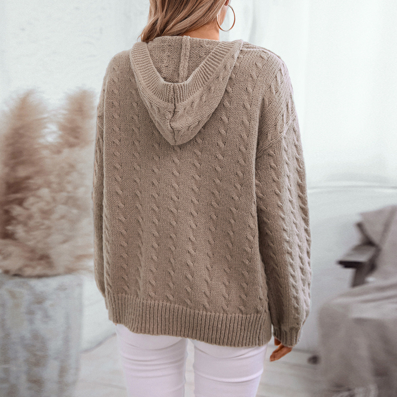 Damen Strickjacke mit Kapuze und feinem Zopfstrick Sovae