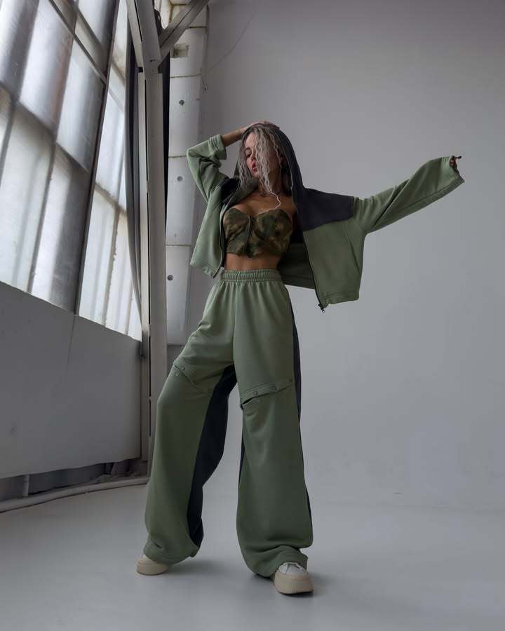 Damen Sportive Loungewear-Kombination mit funktionalen Details Sovae
